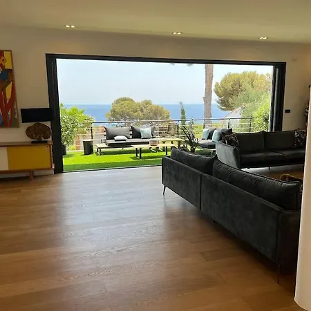 Calanques Park Villa *